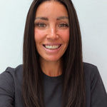 Espresso 18-inch straight wig in dark brown, front view
